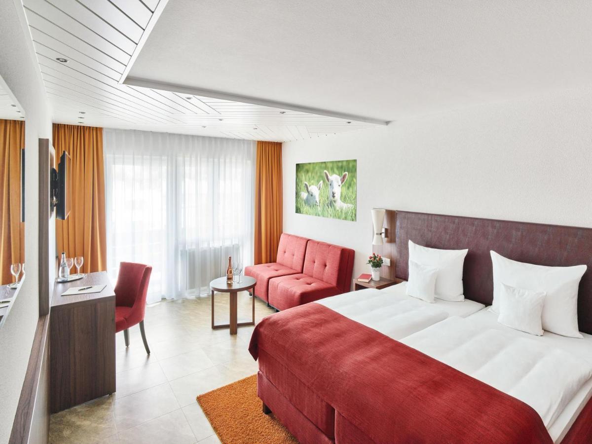 Hotel Lamm Ostfildern Exterior photo